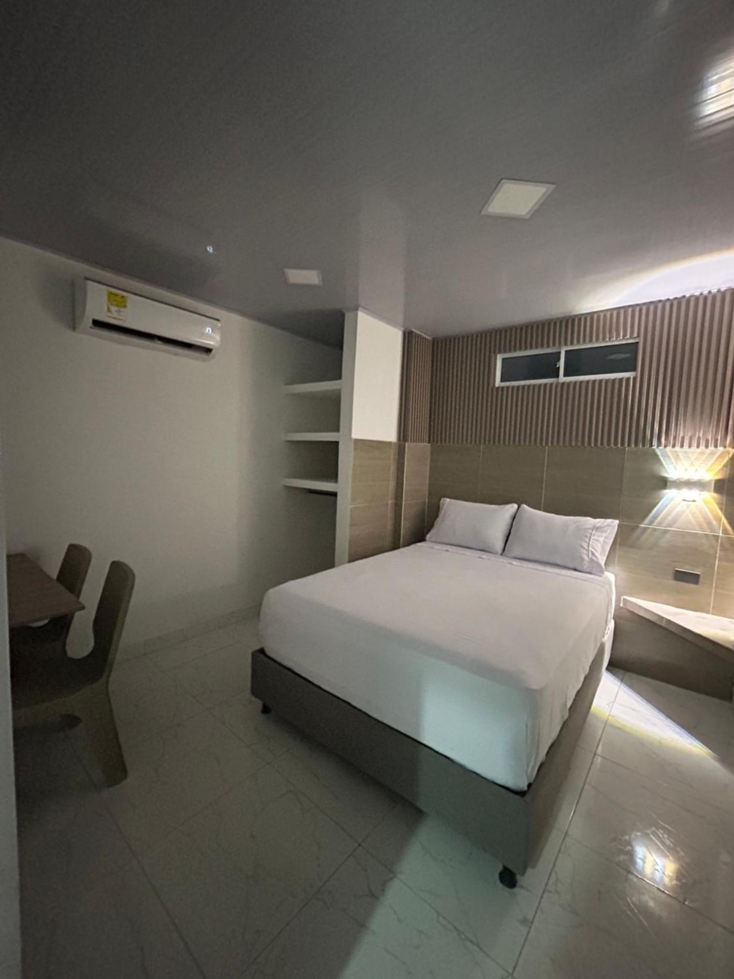Hotel Brisas Del Mar ซันตามาร์ตา ภายนอก รูปภาพ