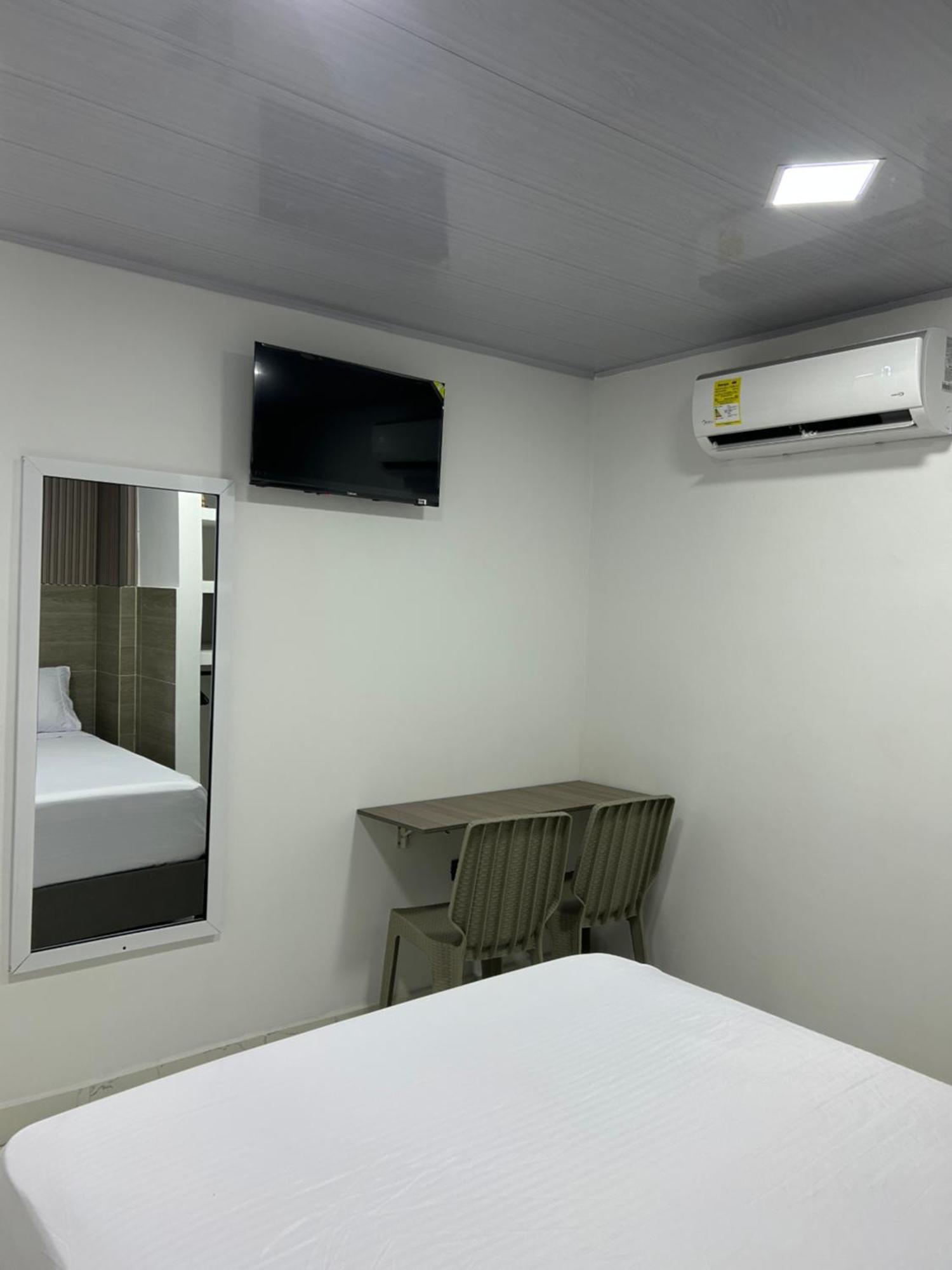 Hotel Brisas Del Mar ซันตามาร์ตา ภายนอก รูปภาพ